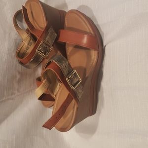 Platform shoes size 8